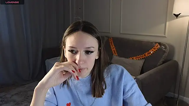 cutienaughtygirl online show from 11.17.25