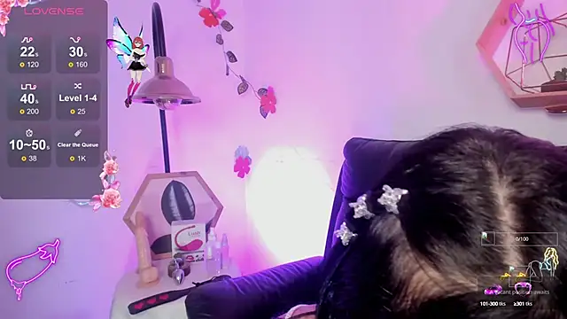 Hadid Jimenez  online show from 09.16.25