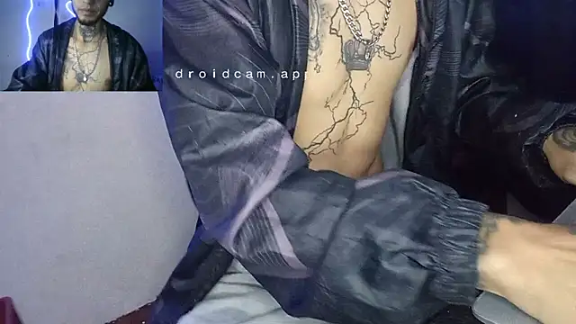 Snapshot of Tattoboy19cm chatting on 03.26.26 Tattoboy19cm online show from 03.26.26