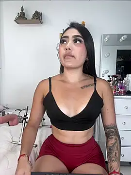 EmiilyEvans  online show from 07.22.26