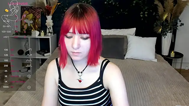 Snapshot of Ketrin_Jones chatting on 11.08.25 Ketrin Jones online show from 11.08.25