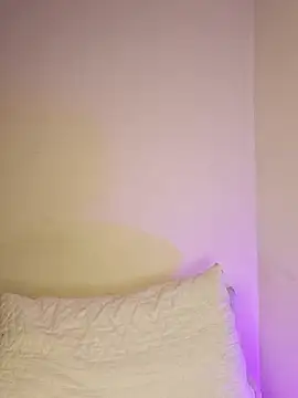 AmaiaSalvatore online show from 11.26.25