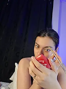 AmaiaSalvatore online show from 02.07.26