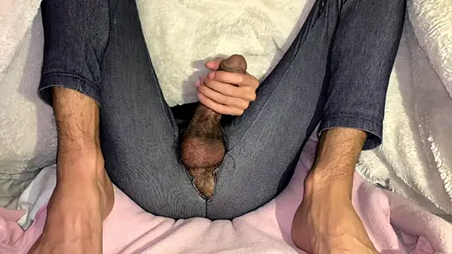 Snapshot of BouncySubsidy chatting on 01.13.26 BouncySubsidy online show from 01.13.26