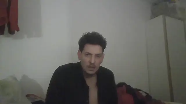 Snapshot of ARTANIS20 chatting on 01.14.26 ARTANIS20 online show from 01.14.26