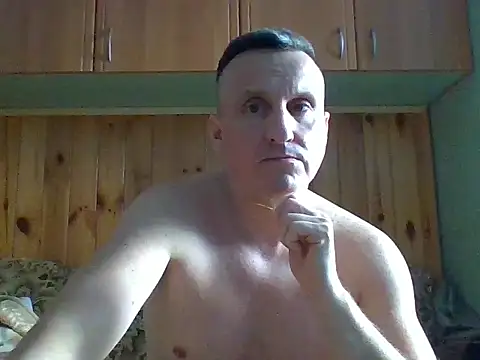 Snapshot of Maksymilian1 chatting on 02.28.26 Maksymilian1 online show from 02.28.26
