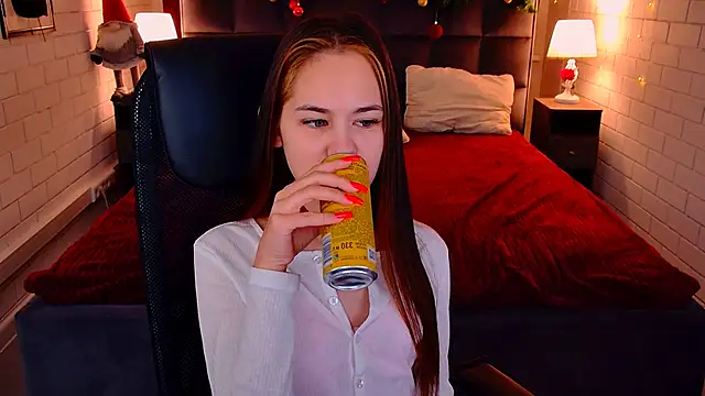 UliaNeer online show from 01.16.26