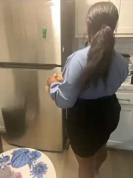 Snapshot of Juicystorm chatting on 10.10.25 Juicystorm online show from 10.10.25