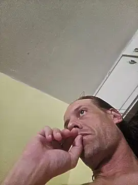 Snapshot of Danny19867 chatting on 10.07.25 Danny19867 online show from 10.07.25