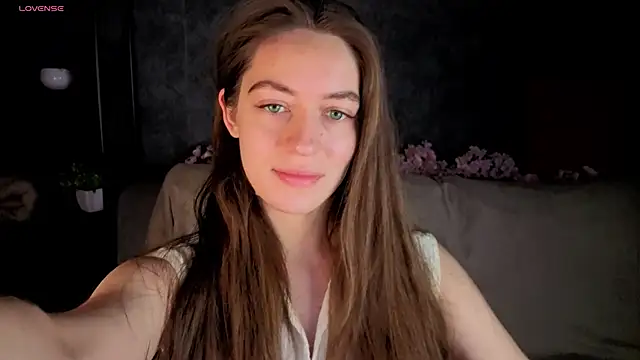 Snapshot of Agnes_Wells chatting on 06.29.26 Agnes Wells online show from 06.29.26