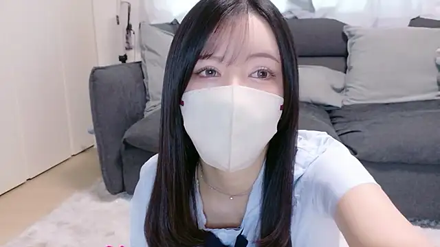 Snapshot of moemilk chatting on 05.23.26 moemilk online show from 05.23.26