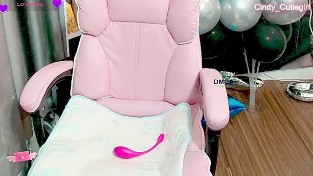 Snapshot of Cindy_Cutiegirl chatting on 02.11.26 Cindy Cutiegirl online show from 02.11.26