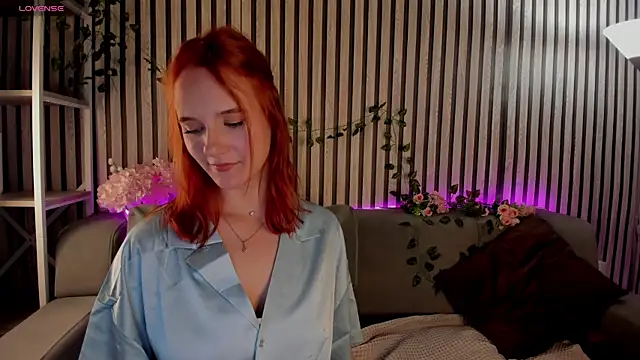 Snapshot of Casey_Sweeet chatting on 06.12.26 Casey Sweeet online show from 06.12.26