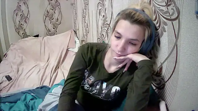 AlissaClark online show from 04.30.26