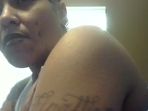 Flossee online show from 10.06.25