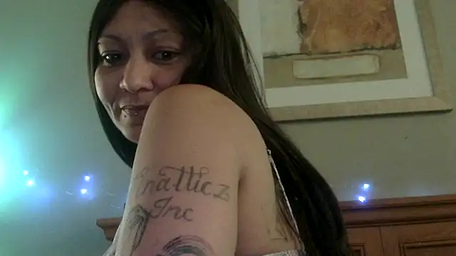 Flossee online show from 03.04.26