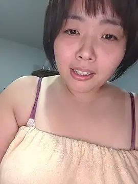 Snapshot of yukari_0011 chatting on 09.21.25 yukari 0011 online show from 09.21.25