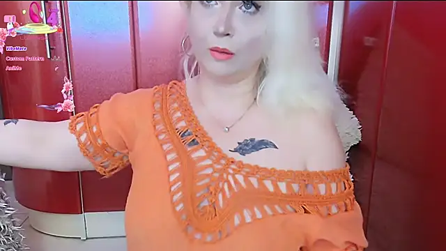 Snapshot of SquirtMilf00 chatting on 06.03.26 SquirtMilf00 online show from 06.03.26