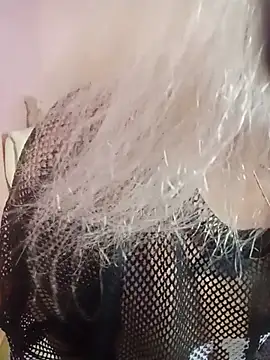 Snapshot of SquirtMilf00 chatting on 07.07.26 SquirtMilf00 online show from 07.07.26