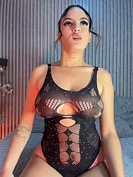 SOPHICOLLINS online show from 07.30.26