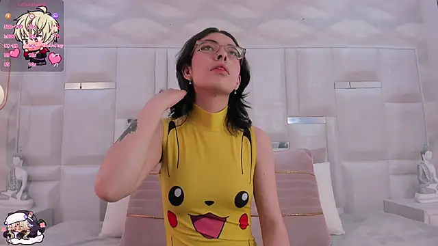 Im Molly Angel online show from 10.02.25