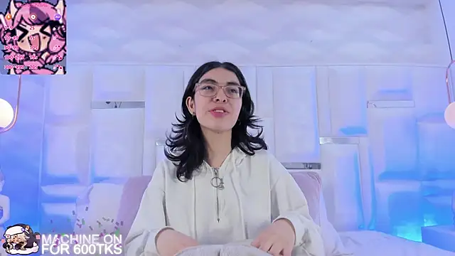 Im Molly Angel online show from 01.18.26
