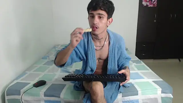 Snapshot of nextboywell1 chatting on 11.23.25 nextboywell1 online show from 11.23.25