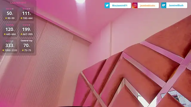 Snapshot of _jasmine_blush chatting on 06.15.26 jasmine blush online show from 06.15.26