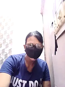 Snapshot of varnika chatting on 10.19.25 varnika online show from 10.19.25