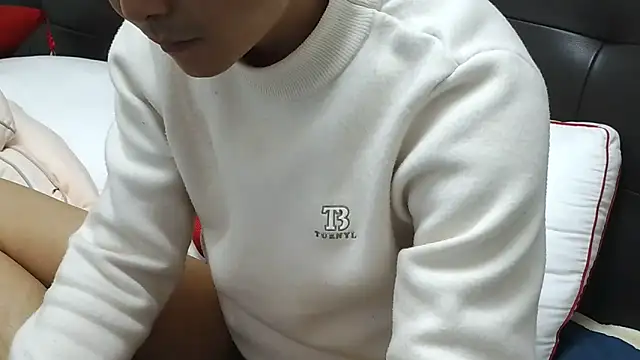 Snapshot of SSDDY8 chatting on 04.11.26 SSDDY8 online show from 04.11.26