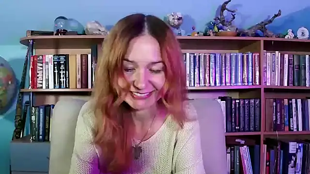 Snapshot of Foxilady357 chatting on 10.26.25 Foxilady357 online show from 10.26.25