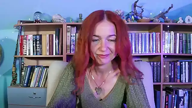 Snapshot of Foxilady357 chatting on 05.13.26 Foxilady357 online show from 05.13.26