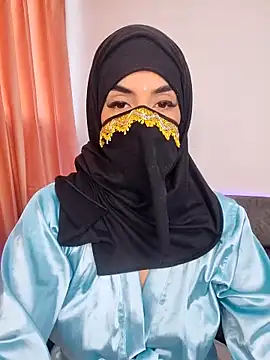 Snapshot of aisha_samiri chatting on 10.01.25 aisha samiri online show from 10.01.25