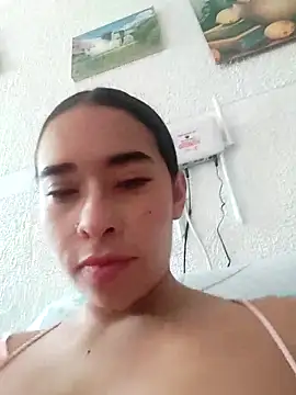 Valenn fernandez online show from 04.21.26