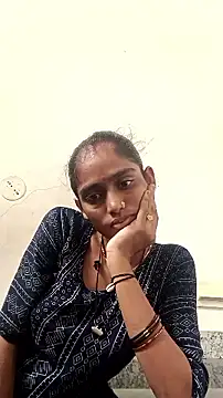 Snapshot of Guriya0076 chatting on 09.10.25 Guriya0076 online show from 09.10.25