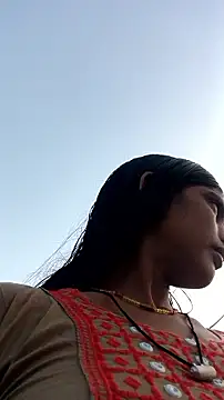 Snapshot of Guriya0076 chatting on 09.22.25 Guriya0076 online show from 09.22.25