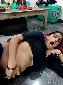 Snapshot of Guriya0076 chatting on 09.24.25 Guriya0076 online show from 09.24.25