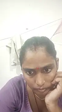 Snapshot of Guriya0076 chatting on 07.19.26 Guriya0076 online show from 07.19.26