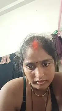 Snapshot of Guriya0076 chatting on 07.27.26 Guriya0076 online show from 07.27.26