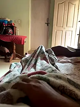 Snapshot of kissyou__89 chatting on 09.27.25 kissyou  89 online show from 09.27.25