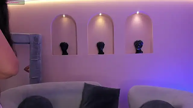 AmbarJames  online show from 02.23.26