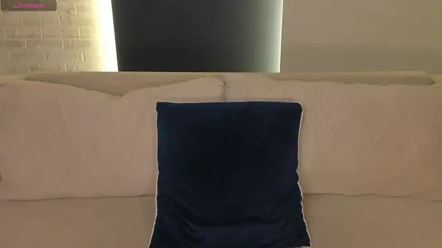 AmbarJames  online show from 06.22.26