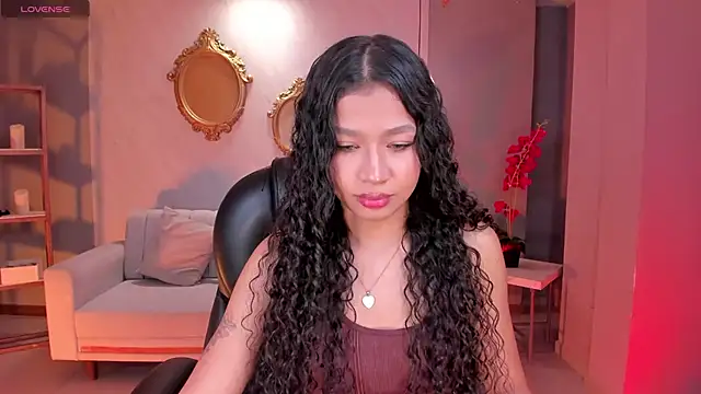 SophieHouston  online show from 11.12.25