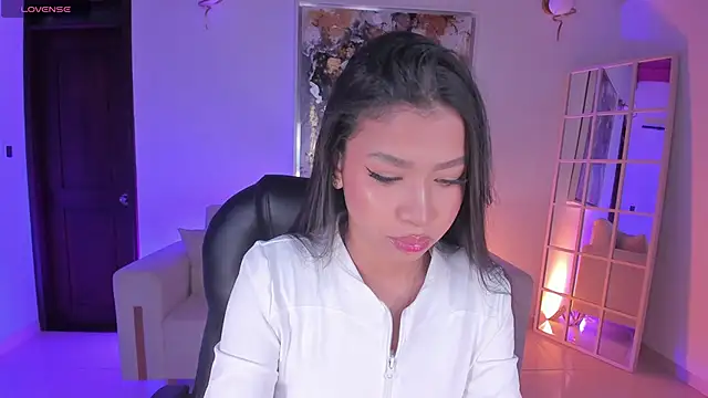 SophieHouston  online show from 01.10.26