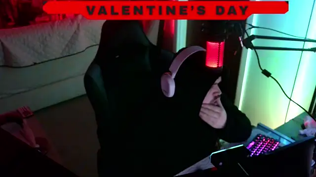 Snapshot of Bigboyballen chatting on 02.15.26 Bigboyballen online show from 02.15.26