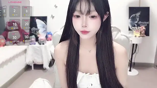 Snapshot of -EEBABY chatting on 10.07.25 -EEBABY online show from 10.07.25