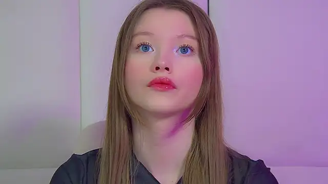 KeiraAsti online show from 05.12.26