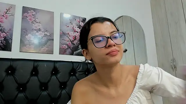 pinky f00x online show from 06.19.26