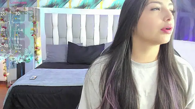 Snapshot of Adaara_Rey chatting on 11.24.25 Adaara Rey online show from 11.24.25