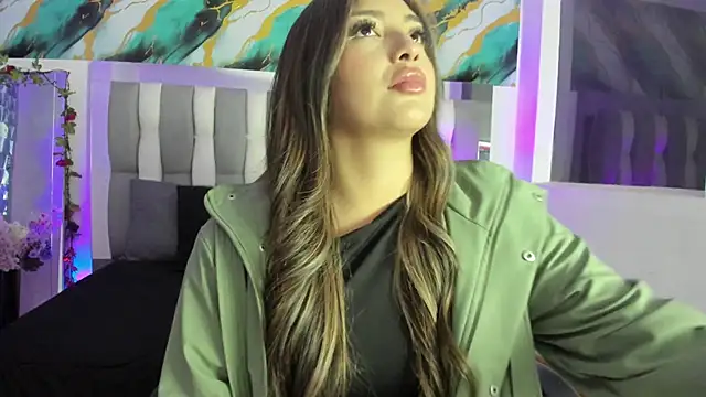 Snapshot of Adaara_Rey chatting on 12.02.25 Adaara Rey online show from 12.02.25